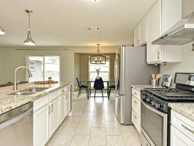 3 bedroom, Austin TX 78721 LS105372399