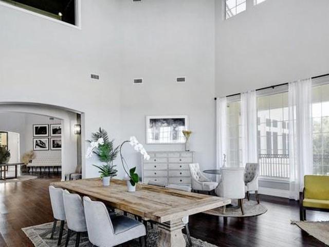 3 bedroom, Austin TX 78732 77112321