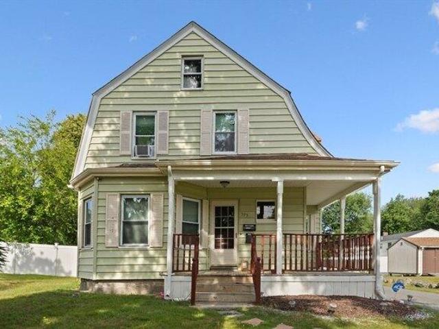 3 bedroom, Avon MA 02322 105440449