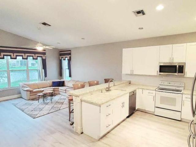 3 bedroom, Boynton Beach FL 33437 106068755