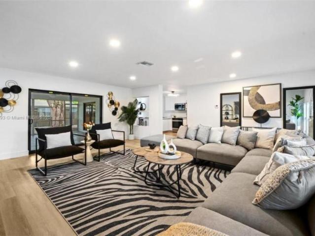 3 bedroom, Boca Raton FL 33486 106217685