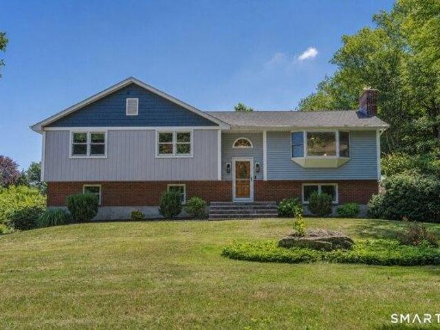 3 bedroom, Bolton CT 06043 105549697