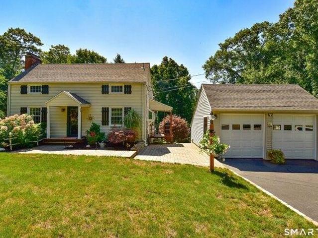3 bedroom, Bolton CT 06043 105591589