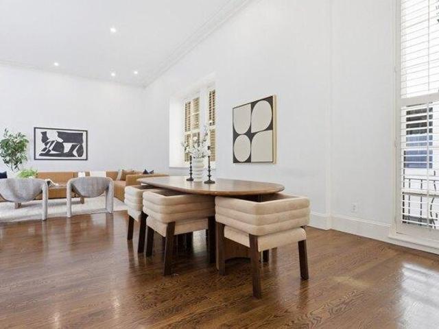 3 bedroom, Boston MA 02108 105496878