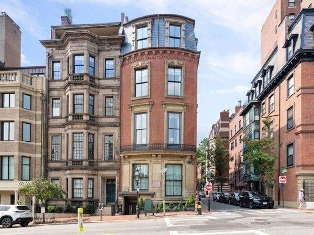 3 bedroom, Boston MA 02108 105423337