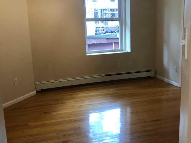 3 bedroom, Boston MA 02109 98396954
