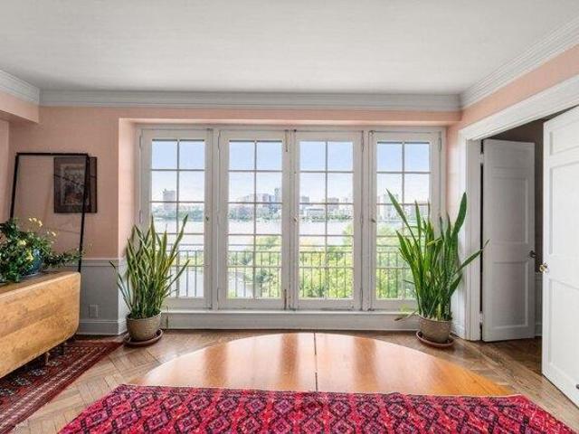 3 bedroom, Boston MA 02116 105403072