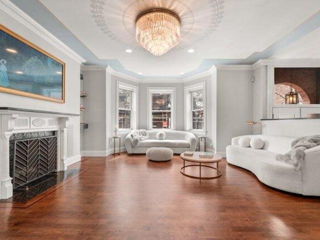 3 bedroom, Boston MA 02116 105588262