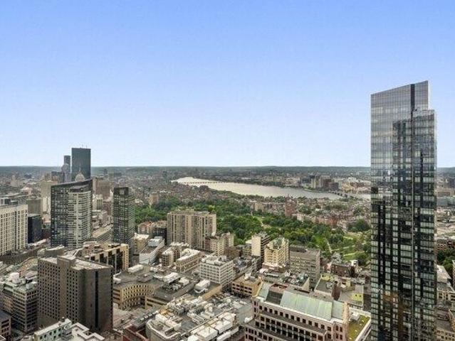 3 bedroom, Boston MA 02110 104789401