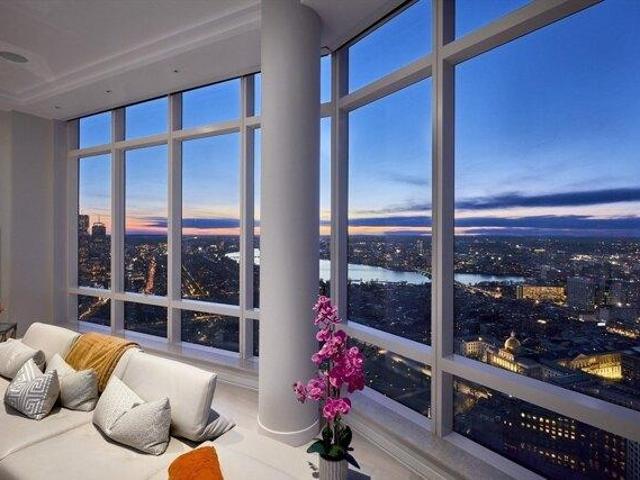 3 bedroom, Boston MA 02110 104720950