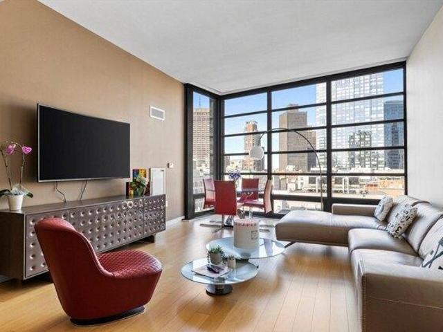 3 bedroom, Boston MA 02111 104717687