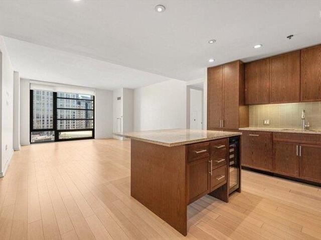 3 bedroom, Boston MA 02111 105365391