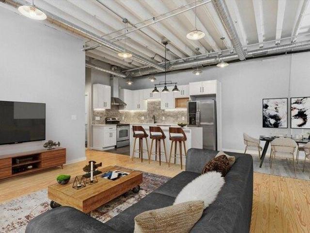3 bedroom, Boston MA 02111 105384348
