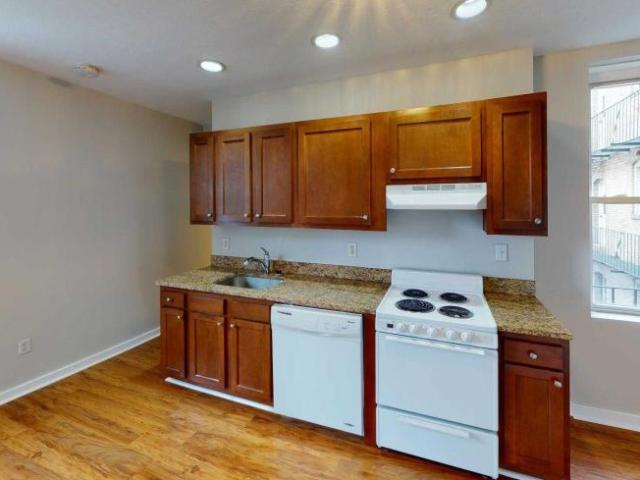 3 bedroom, Boston MA 02113 LS98632606