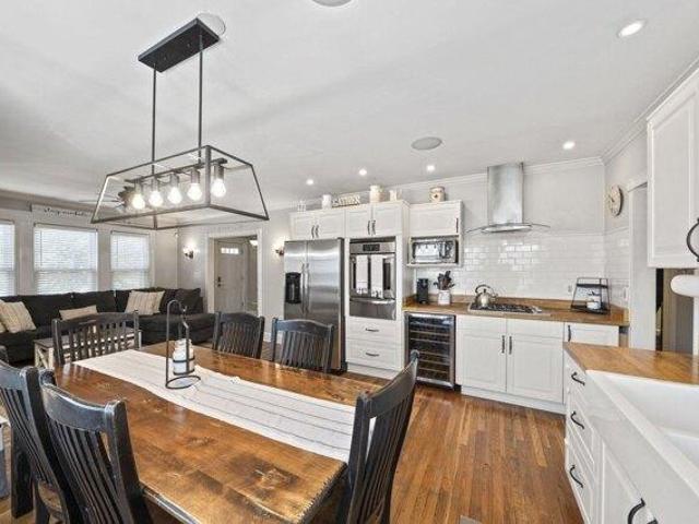 3 bedroom, Boston MA 02124 105428229