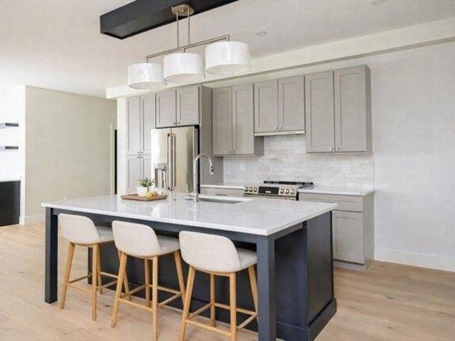 3 bedroom, Boston MA 02124 105557716