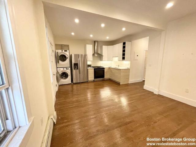 3 bedroom, Boston MA 02125 LS98395834