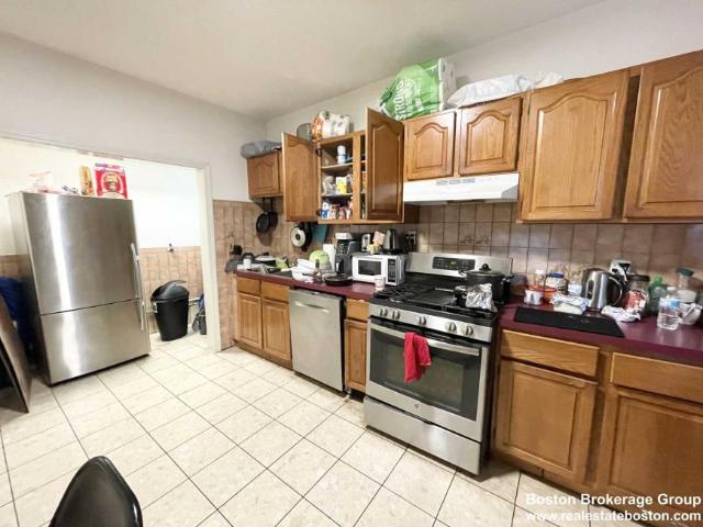 3 bedroom, Boston MA 02125 98395917