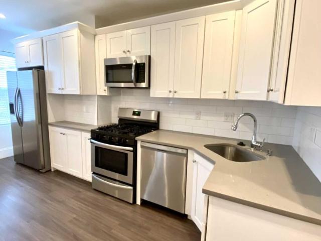 3 bedroom, Boston MA 02128 LS98395949