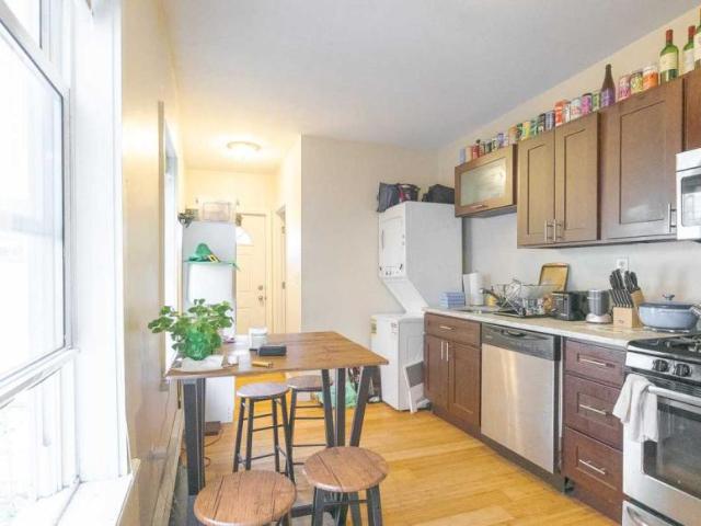 3 bedroom, Boston MA 02128 LS98395120