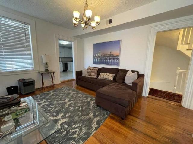 3 bedroom, Boston MA 02128 98395896