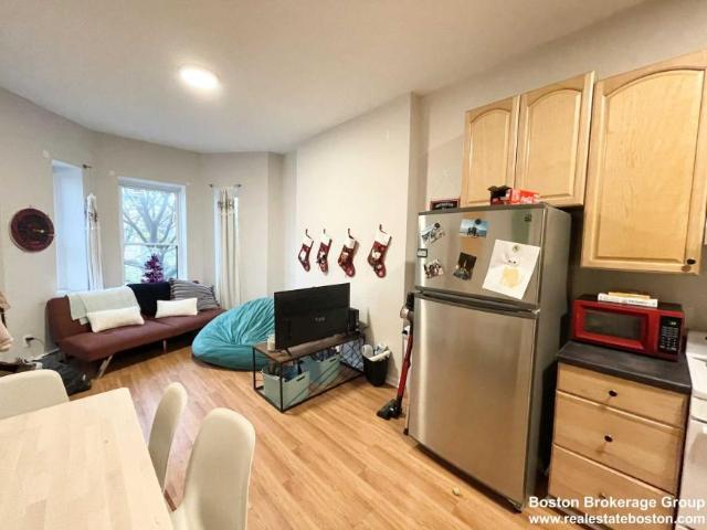 3 bedroom, Boston MA 02120 LS98395648