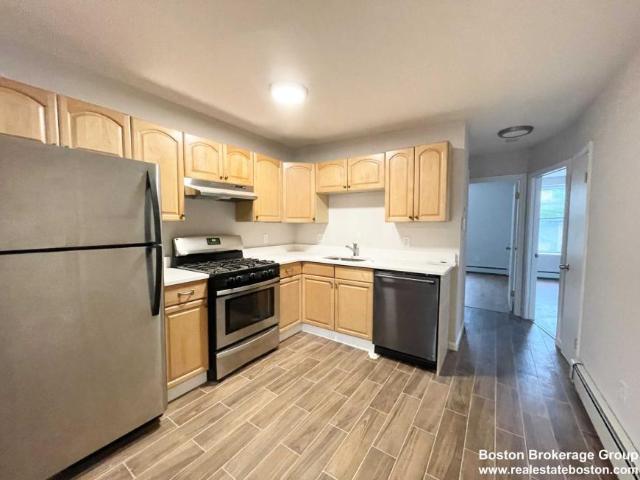 3 bedroom, Boston MA 02120 LS98395386
