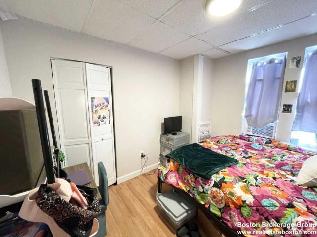3 bedroom, Boston MA 02120 LS98396539