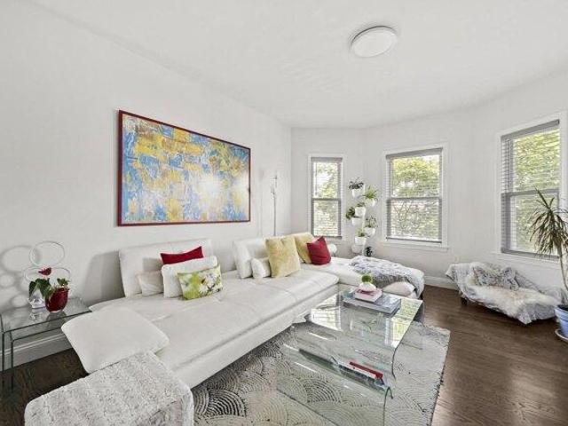 3 bedroom, Boston MA 02122 105550951