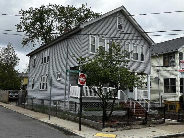 3 bedroom, Boston MA 02134 98397370
