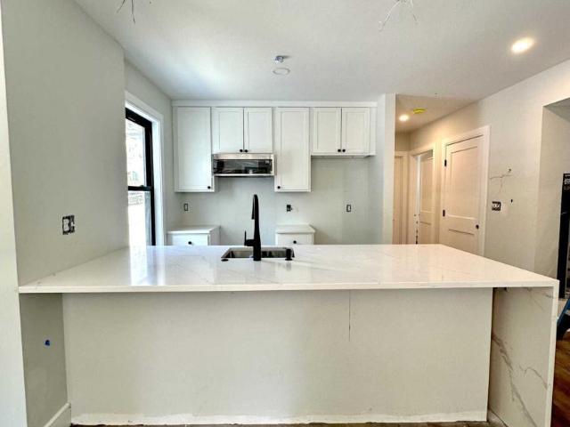 3 bedroom, Boston MA 02135 LS98396276