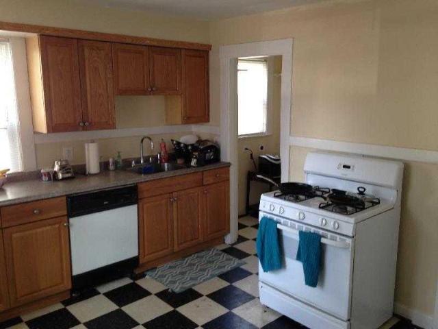 3 bedroom, Boston MA 02135 98395683