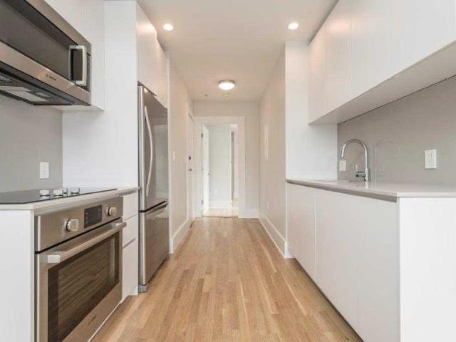 3 bedroom, Boston MA 02135 98396222