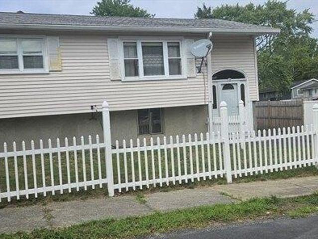 3 bedroom, Boston MA 02136 104789083