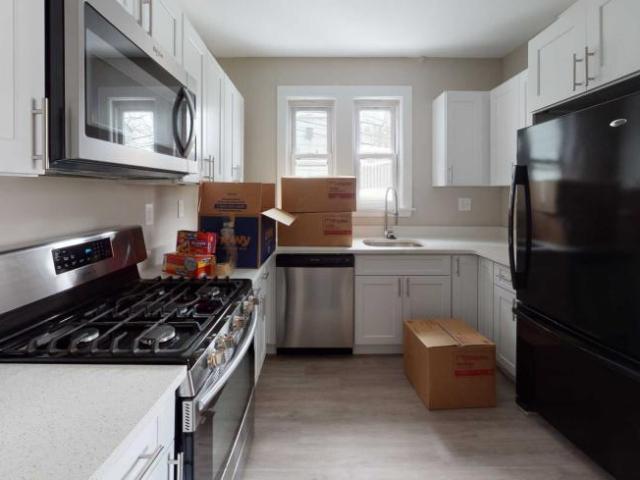 3 bedroom, Boston MA 02130 98396123