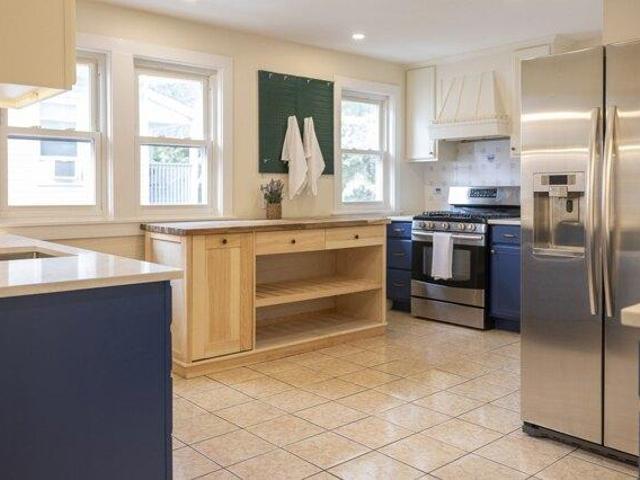 3 bedroom, Boston MA 02131 105558092