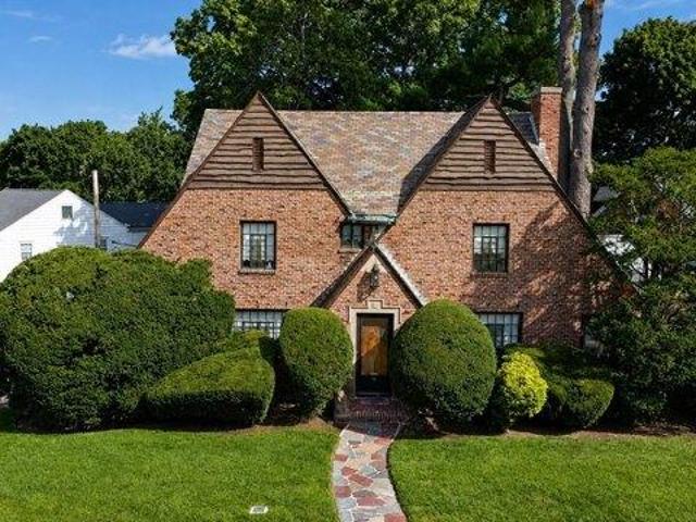 3 bedroom, Boston MA 02132 105611883