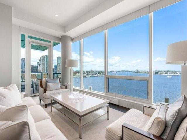3 bedroom, Boston MA 02210 105558224