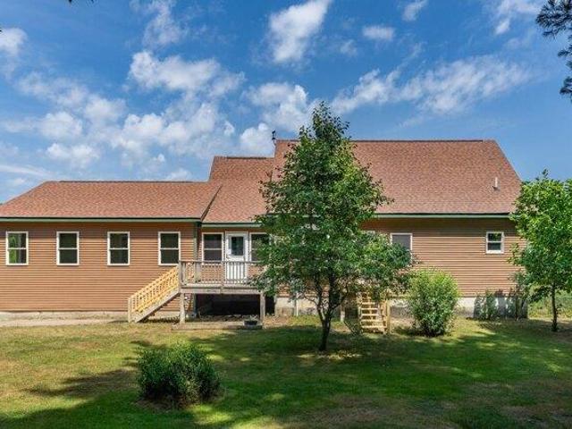 3 bedroom, Bath ME 04530 105695405