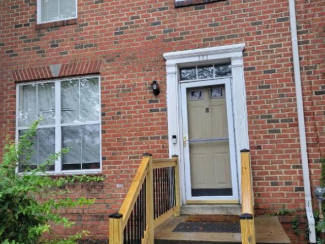 3 bedroom, Baltimore MD 21201 105902258