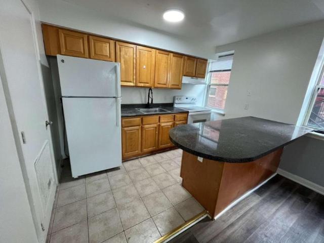 3 bedroom, Baltimore MD 21215 105391007