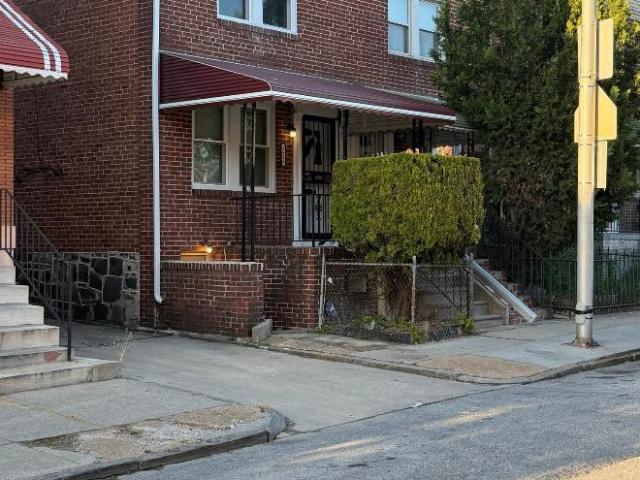3 bedroom, Baltimore MD 21213 105457313