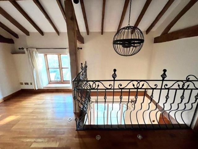 3 bedroom barn to rent