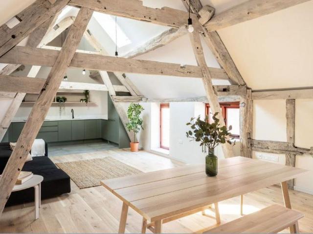 3 bedroom barn conversion to rent