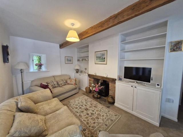 3 bedroom barn conversion to rent