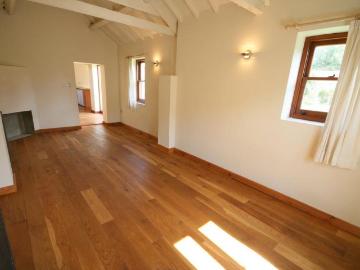 3 bedroom barn conversion to rent