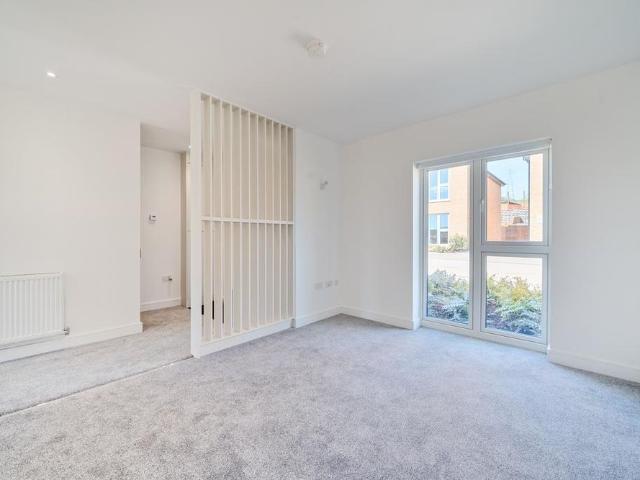 3 bedroom barn conversion to rent