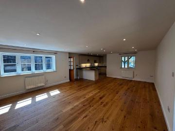 3 bedroom detached bungalow to rent