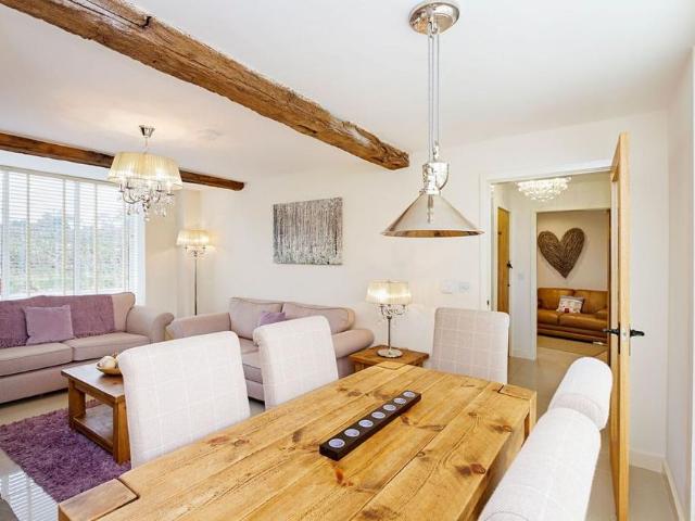 3 bedroom barn conversion to rent