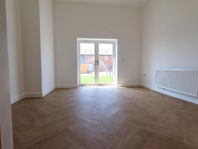 3 bedroom barn conversion to rent